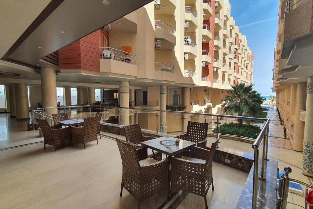 Casablanca Beach Direct Sea View Tow Bedroom Apartment الغردقة المظهر الخارجي الصورة