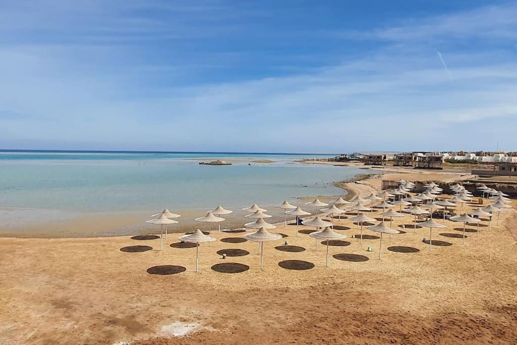 Casablanca Beach Direct Sea View Tow Bedroom Apartment الغردقة المظهر الخارجي الصورة