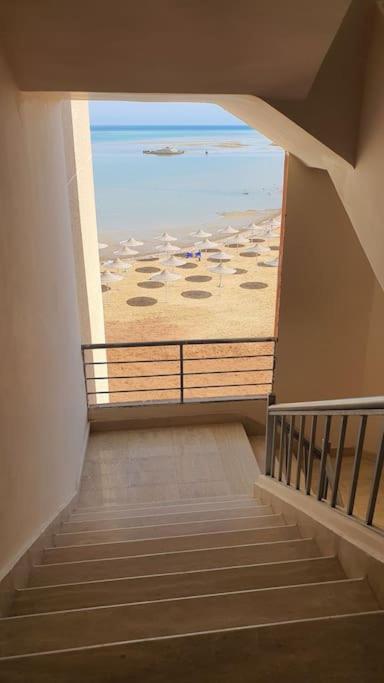 Casablanca Beach Direct Sea View Tow Bedroom Apartment الغردقة المظهر الخارجي الصورة